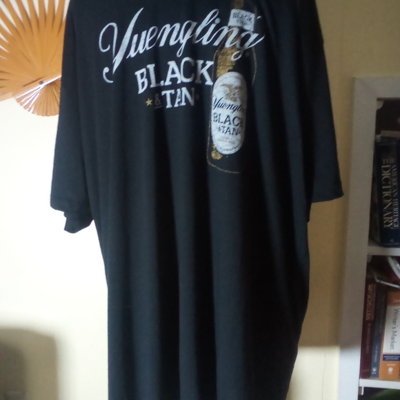 NWT Yuengling graphic tee - Picture 6 of 6
